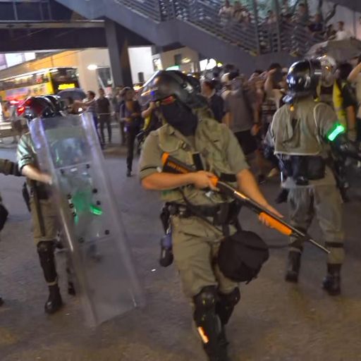 
                              Hong Kong: Violence flares again as pro-democracy protesters defy mask ban 
                      