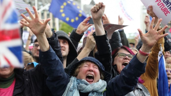 PM asks EU for Brexit delay but remains committed to Halloween deadline
PM asks EU for Brexit delay but remains committed to Halloween deadline