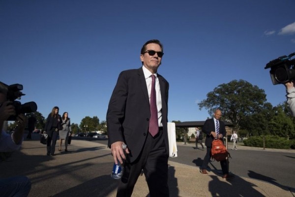 Second US official is weighing whether to blow the whistle on Trump's Ukraine dealings Second US official is weighing whether to blow the whistle on Trump's Ukraine dealings