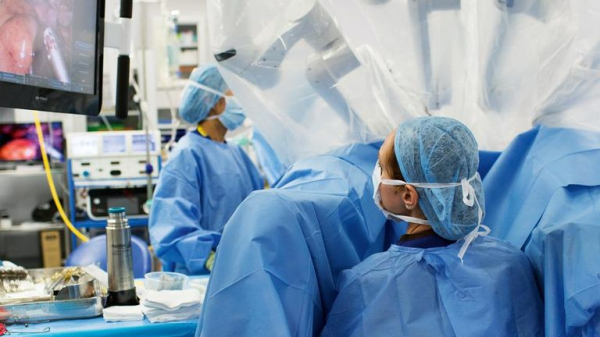 NHS to receive extra &pound;200m ahead of winter amid record waiting lists